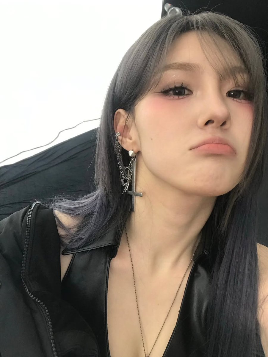 chaeromedia tweet media