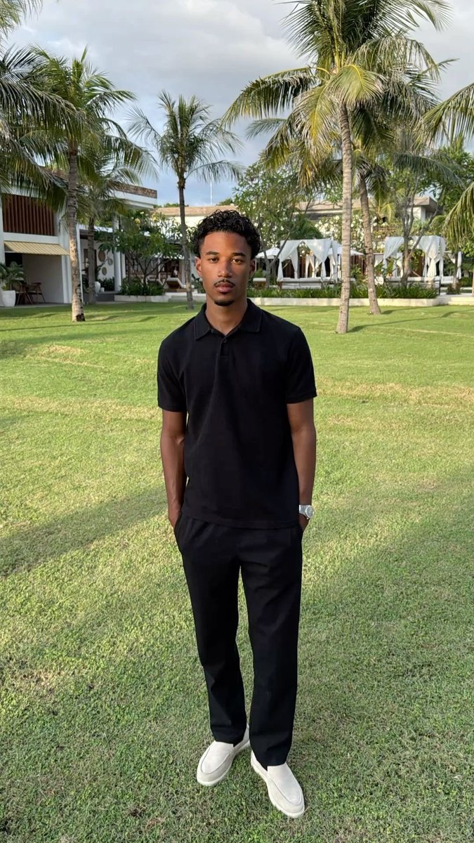 𝗡𝗢𝗠𝗘♠️♠️ tweet media