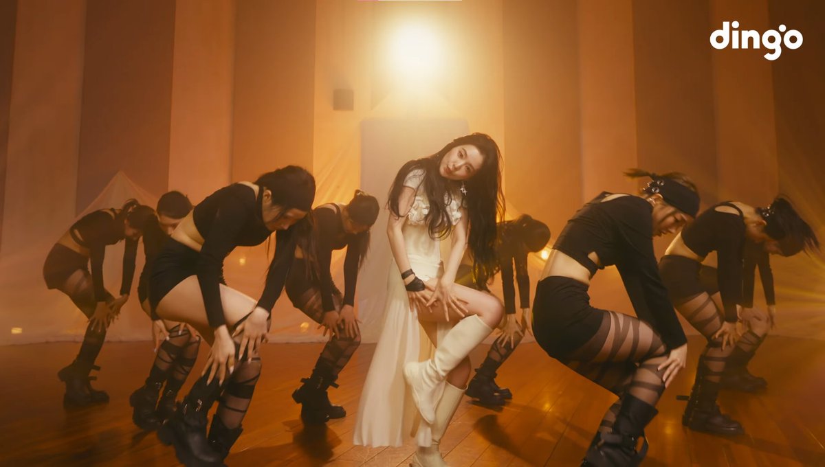 ✧ alice // ✧ tweet media