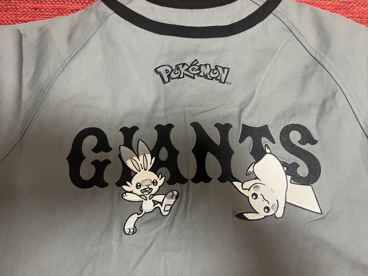 なつうまれ tweet media