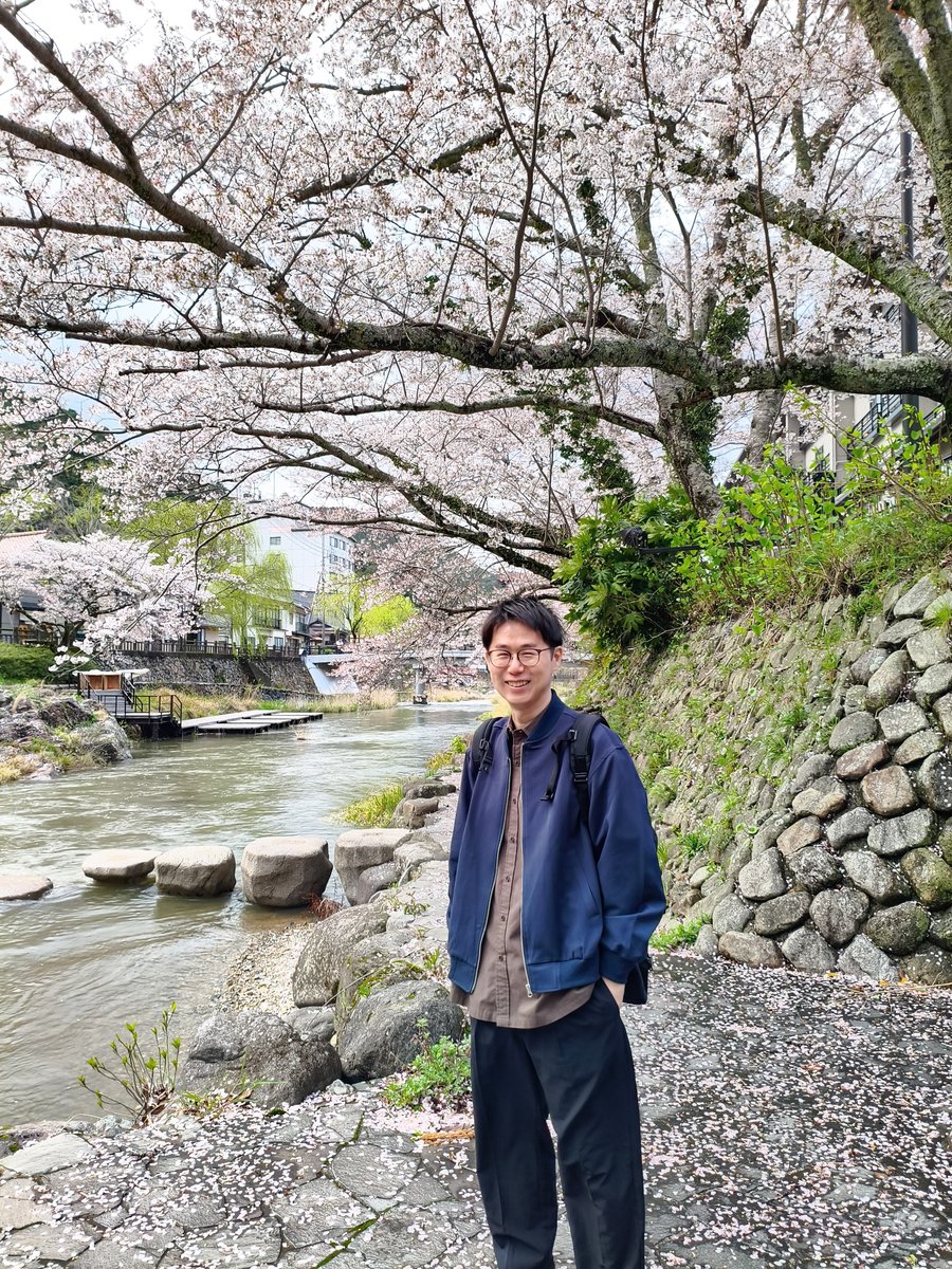 まこと tweet media