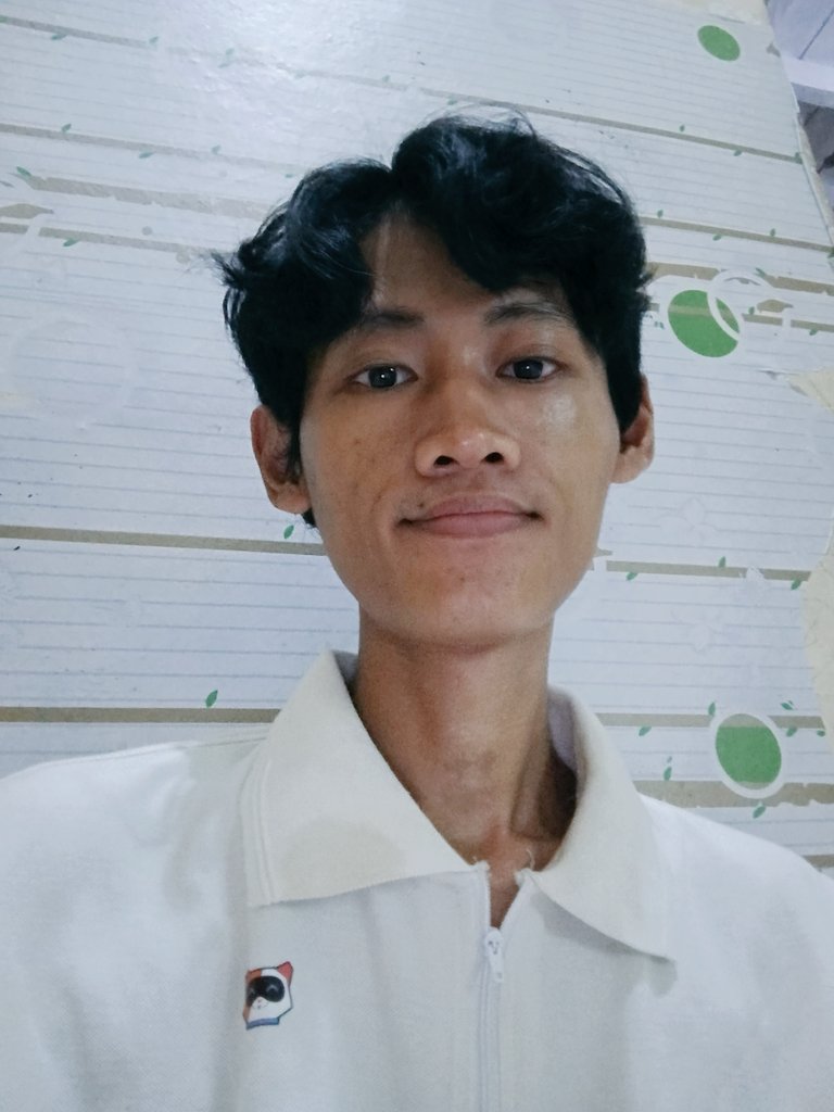 Selalu ada lebih banyak hal yg patut untuk disyukuri dari pada untuk dikeluhkan."