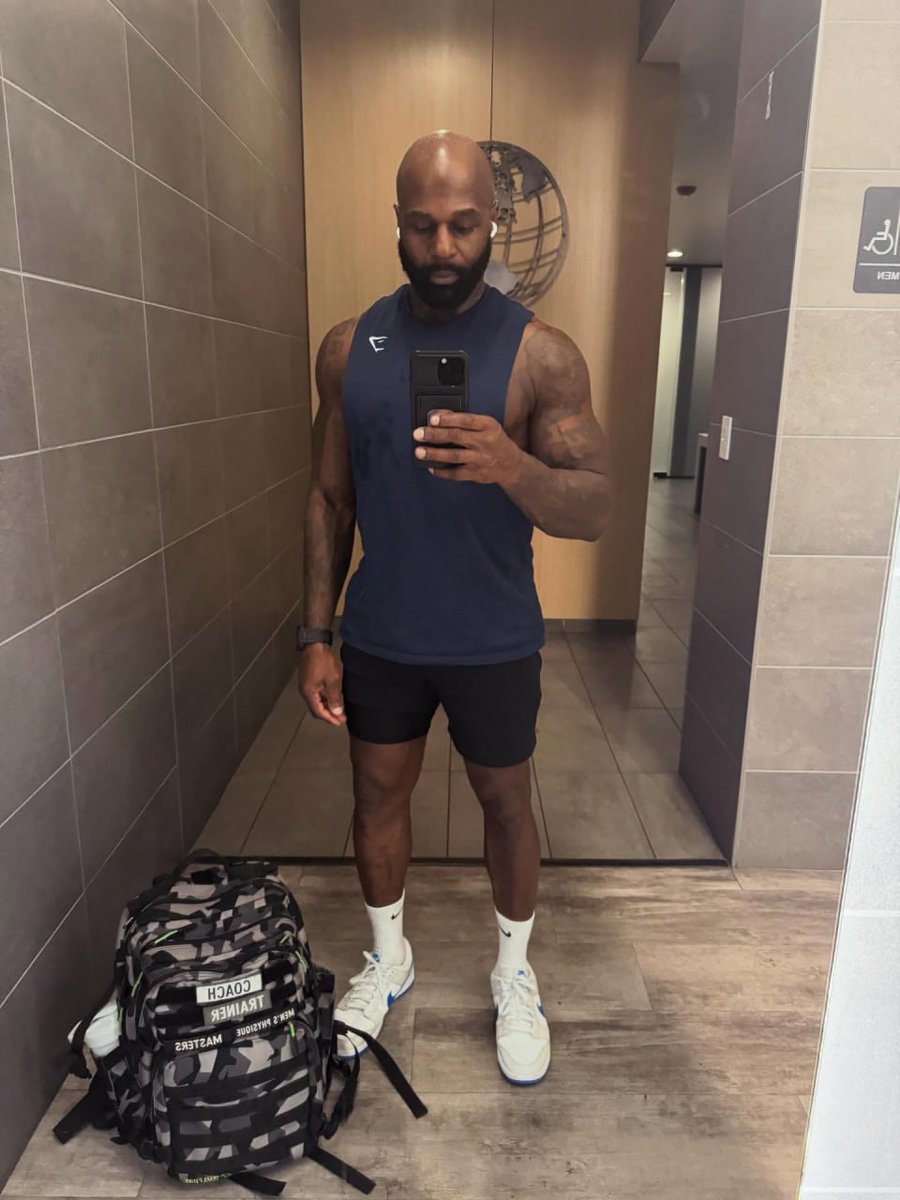 TheBestGayCulture tweet media