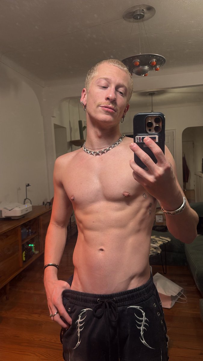 DON 🏳️‍🌈 tweet media