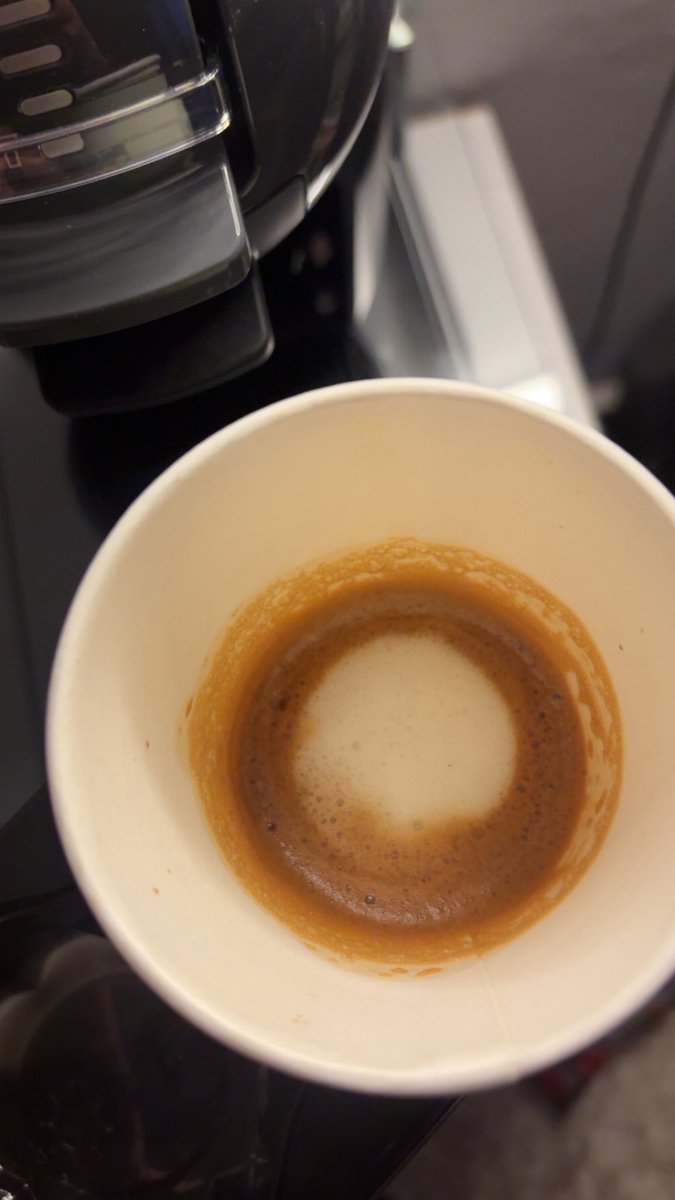 Es Lgwuel 🇱🇾 tweet media