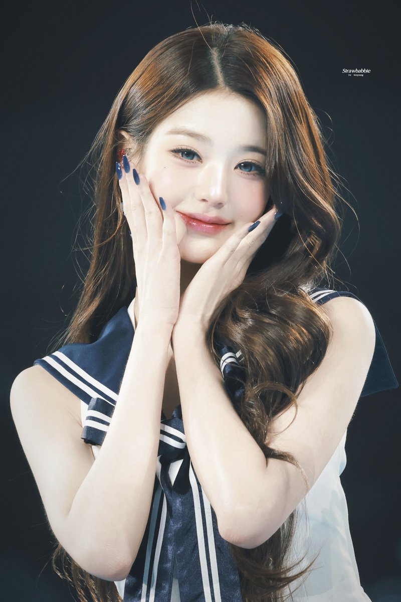 𝑺𝒕𝒓𝒂𝒘𝒃𝒂𝒃𝒃𝒊𝒆🍓 tweet media