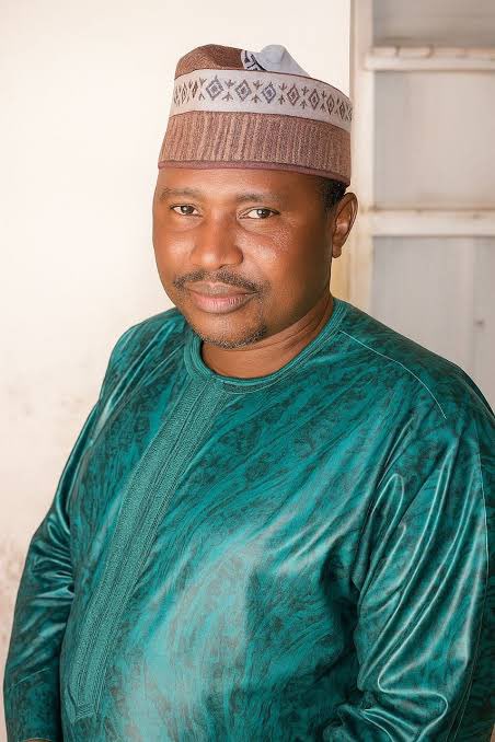 ZagazOlaMakama's tweet photo. Zamfara  bandits plan reprisals after heavy losses in military, DSS operations that killed Ado Aliero’s son, 65 others

By: Zagazola Makama 

Armed bandits are reportedly planning coordinated retaliatory attacks across parts of Zamfara State following recent large-scale security operations that resulted in significant losses among their ranks, including the killing of a notorious kingpin’s son and several commanders.

The planned reprisals are believed to be linked to sustained offensives conducted by Nigerian military forces in collaboration with the Department of State Services (DSS) and hybrid security units under Operation FANSAN YANMA, which targeted bandit enclaves in Tsafe Local Government Area and surrounding forest corridors.

The operations reportedly led to the neutralisation of about 65 armed bandits, including high-profile commanders operating under the network of Ado Aliero, a notorious figure linked to years of violent attacks, kidnappings and cattle rustling across Zamfara and neighbouring states.

Among those killed was Kachalla Iliya Sarki, identified as the son of Ado Aliero, alongside other field commanders who were said to play key roles in coordinating armed operations in the region.

Other commanders reportedly eliminated during the offensive included Dogo Sule and Iliya Mai Rasha, as well as additional field leaders who coordinated attacks across Tsafe, Maru and surrounding communities.

The losses are understood to have significantly disrupted the operational structure of the criminal network, even as indications suggest attempts by surviving elements to regroup and launch retaliatory attacks against security formations and nearby communities.

The planned reprisals are also said to involve large-scale movement of armed fighters across forest routes, with motorcycles used for rapid mobilisation and coordination across multiple axes.

The sources said the movement involved suspected bandits operating on over 200 motorcycles, assembling around Unguwar Tsamiya forest axis, with indications that a well-known bandit leader, Bello Turji, had been linked to the planned mobilisation.

Security sources said the sustained operations also dismantled several bandit enclaves in Munhaye and adjoining forest belts, disrupting logistics networks and freeing victims previously held in captivity.

One of the slain commanders, Kachalla Biyabiki, was said to have been holding several abducted victims at the time of the operation, while another leader, Kachalla Dogon Bete, was also neutralised during the engagement.

The development, according to intelligence officials, has significantly weakened the operational structure of Ado Aliero’s network but may also trigger retaliatory violence from surviving fighters seeking revenge.

Security authorities said the latest intelligence pointing to the likelihood of reprisal attacks, particularly against soft targets and isolated rural communities.

They added that surveillance and troop deployments had been intensified across vulnerable locations, with emphasis on forest fringes and highway corridors in Tsafe, Maru, and neighbouring areas.

Authorities also urged residents to remain vigilant and report suspicious movements, while assuring that ongoing operations would be sustained to prevent any breakdown of security.

Operation FANSAN YANMA forces, alongside DSS operatives and hybrid units, are continuing clearance operations aimed at dismantling remaining bandit camps and preventing regrouping across the North-West theatre.
