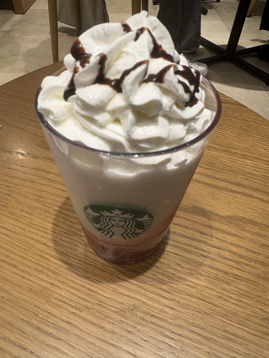 チェルフィー tweet media