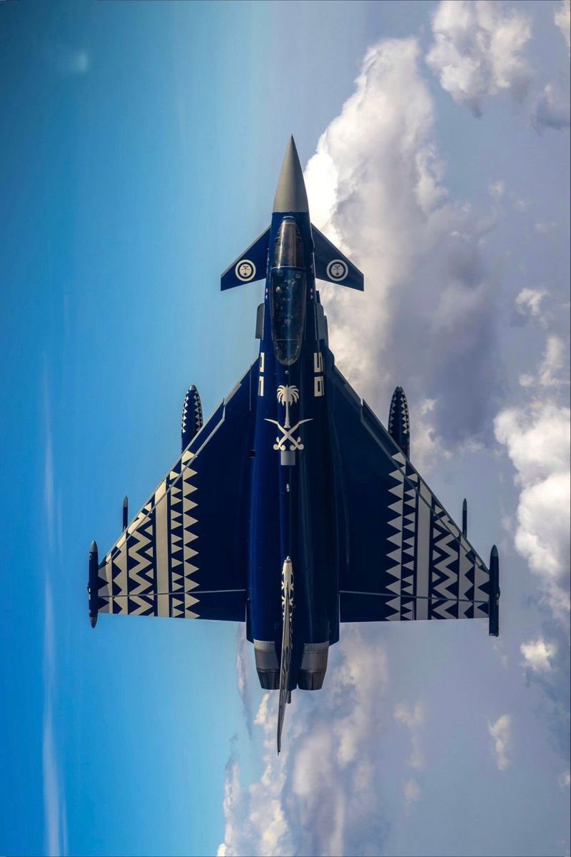 ‏ فالكون tweet media