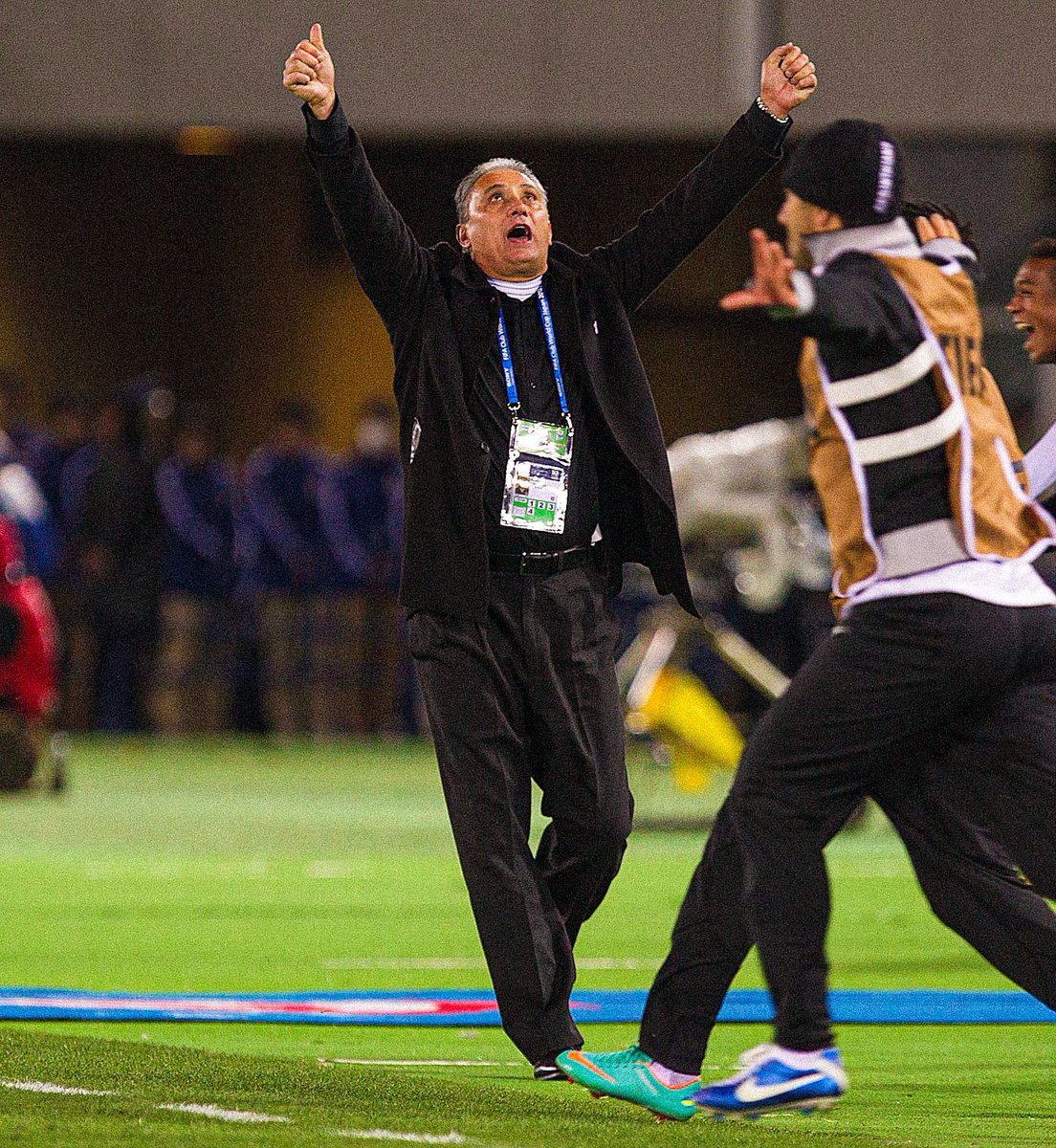 Dan, o maluco tweet media