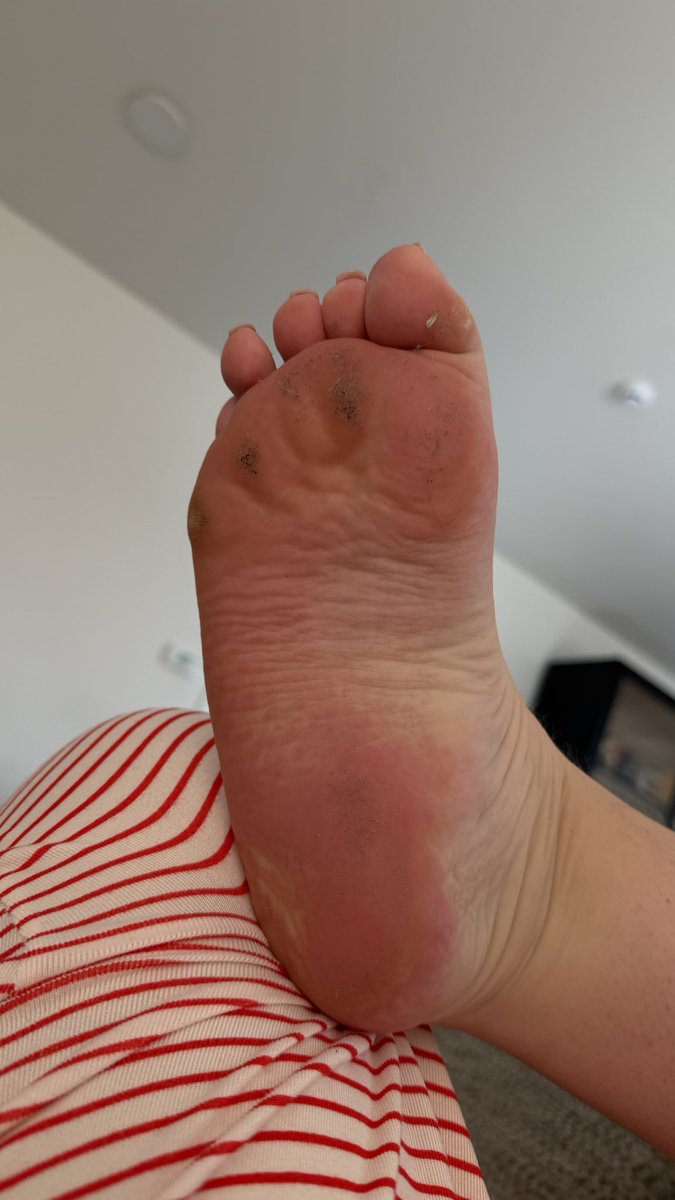 queenmariehihi tweet media