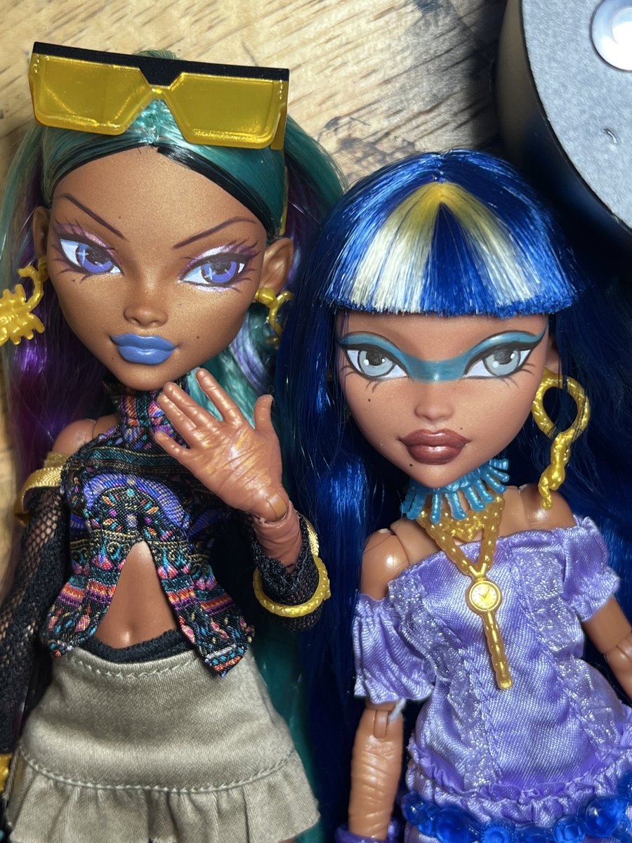 durag distributor • '光' tweet media