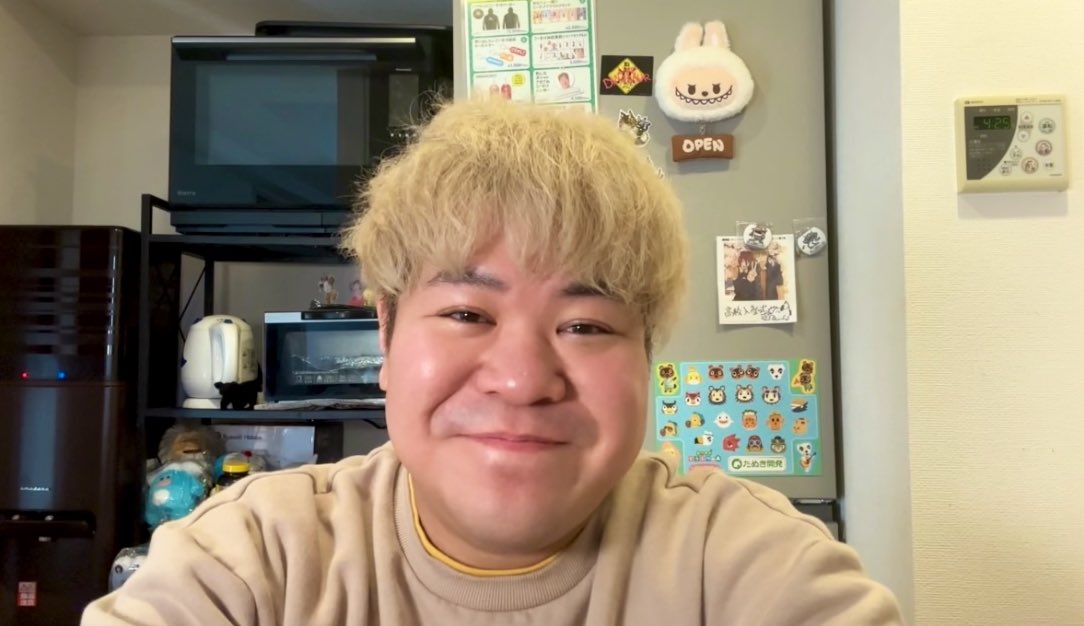 こーすけ tweet media