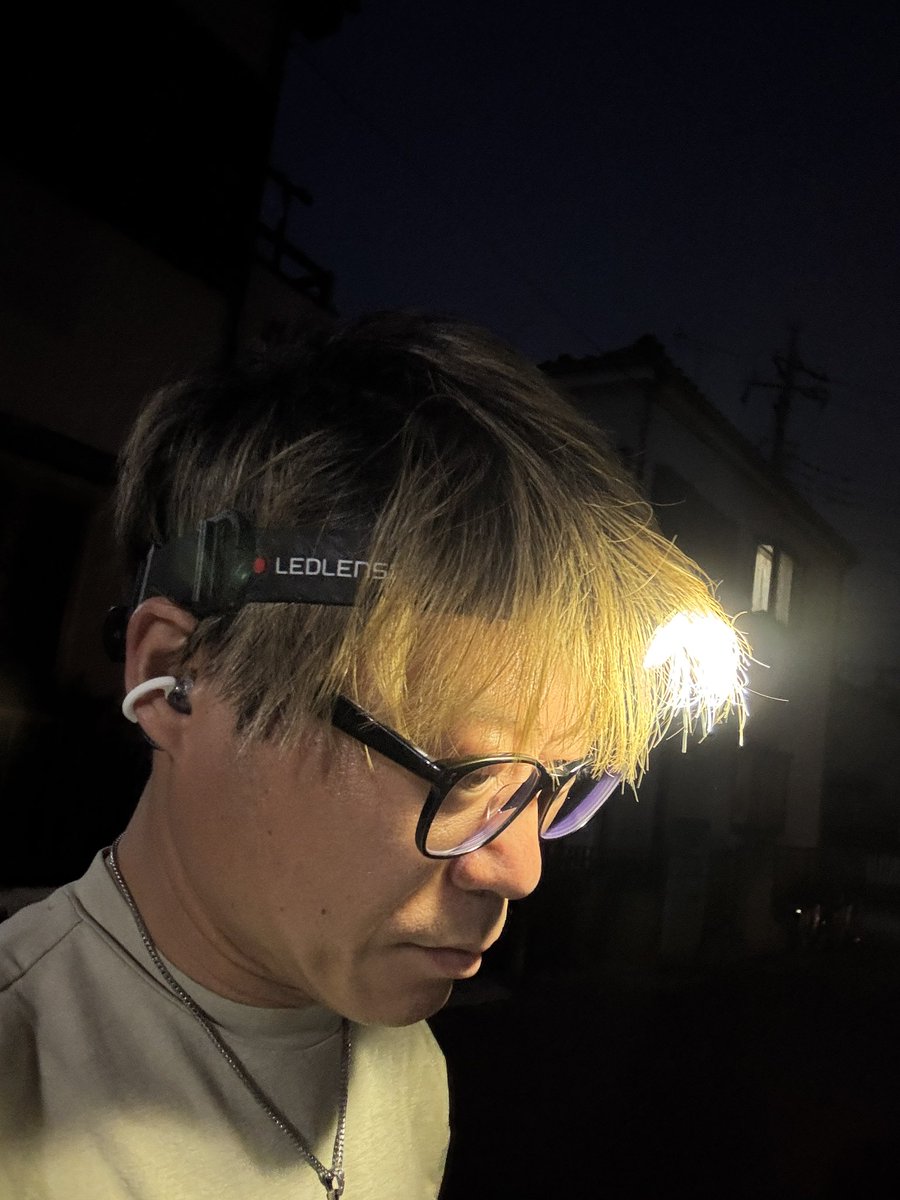 秀@腹筋電設〜引っ掛かる電工ライダー tweet media