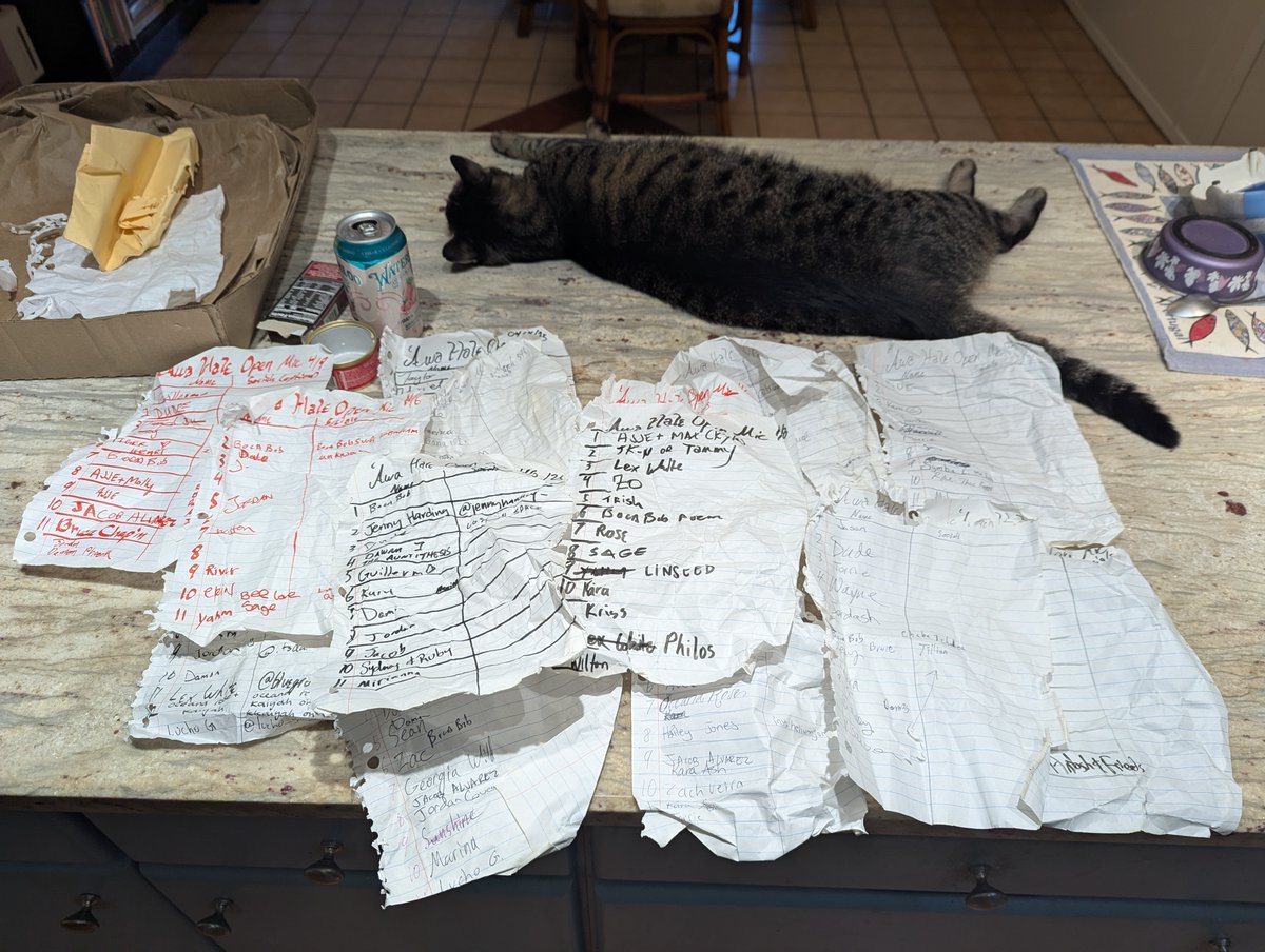 Lex White tweet media