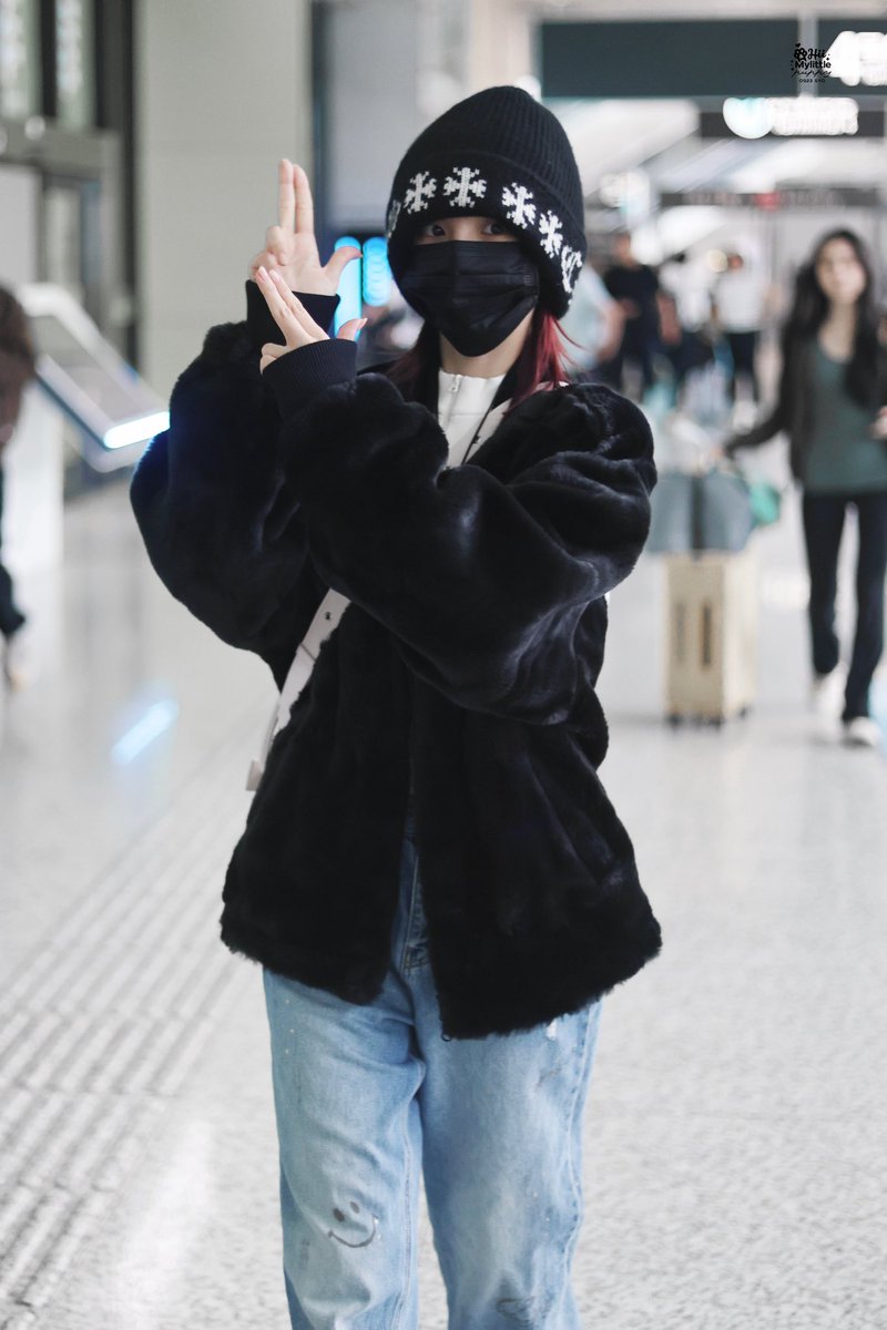 himypuppy_0923's tweet image. 260406 ✈️
💖

#우기 #宋雨琦 #YUQI #IDLE #GIDLE #아이들