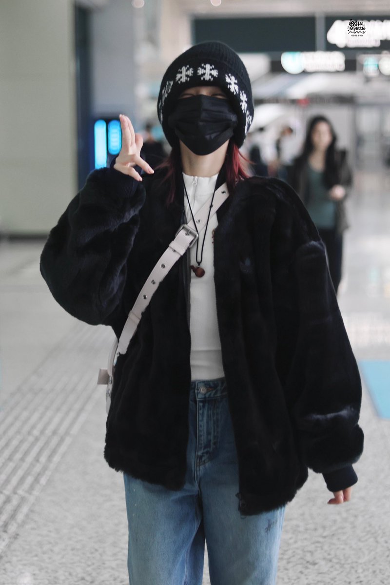 himypuppy_0923's tweet image. 260406 ✈️
💖

#우기 #宋雨琦 #YUQI #IDLE #GIDLE #아이들