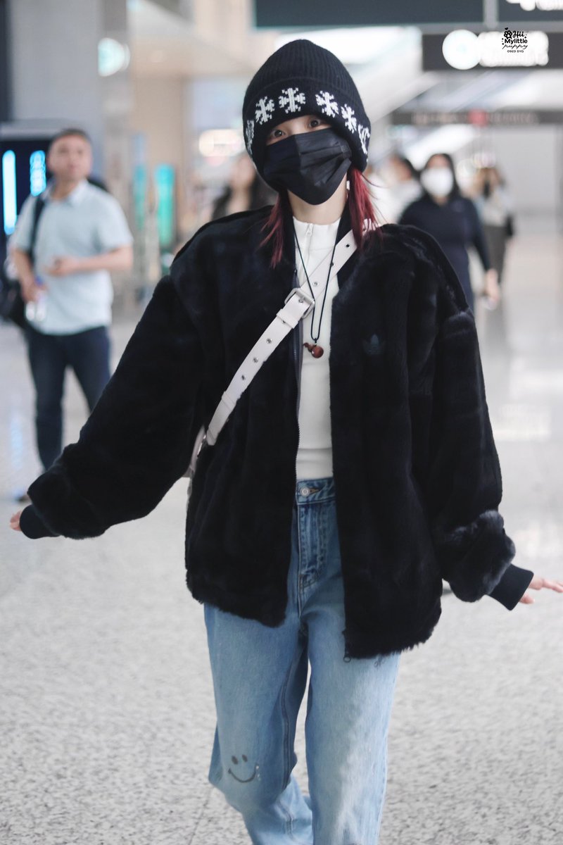 himypuppy_0923's tweet image. 260406 ✈️
💖

#우기 #宋雨琦 #YUQI #IDLE #GIDLE #아이들