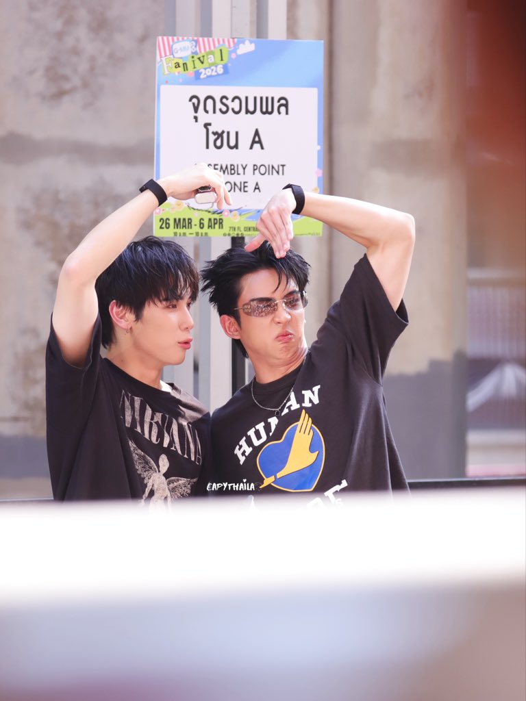 capythaila tweet media