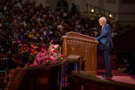 “How will we endure all things? The answer is amazingly simple: We shall do so by faith, by unity, and by following the prophets of God. It has been so in the past; it will be so in the future.”
(James E. Faust)

What a great two days of conference! 

We listened and felt the