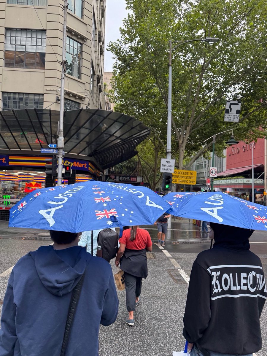 kasᰔᩚ tweet media