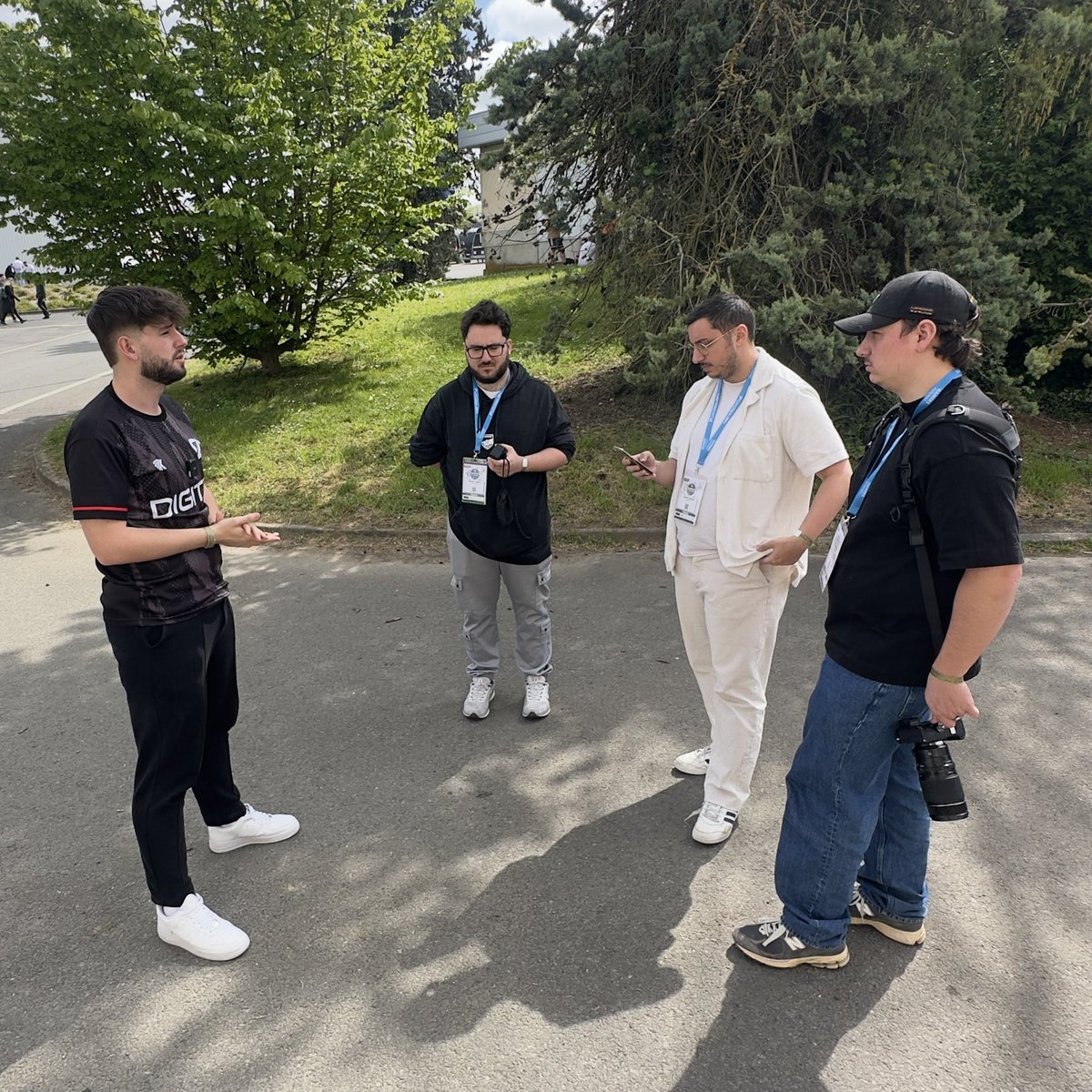 DGT Clemo tweet media