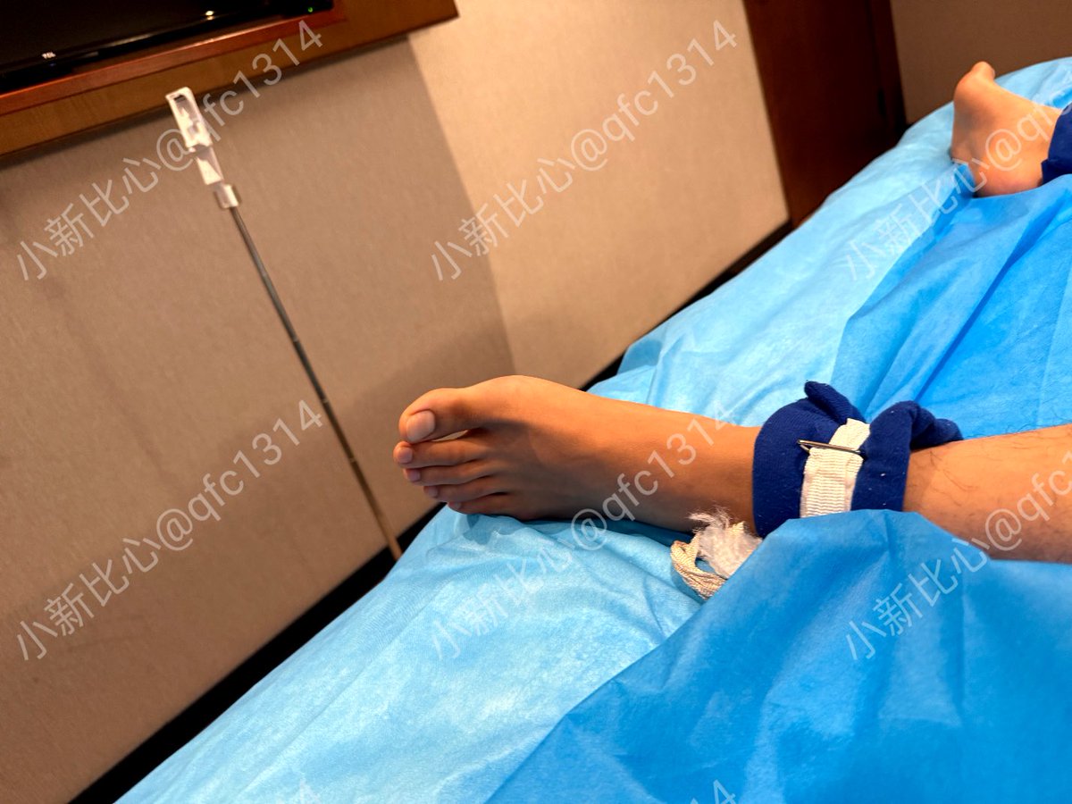 小新比心 tweet media