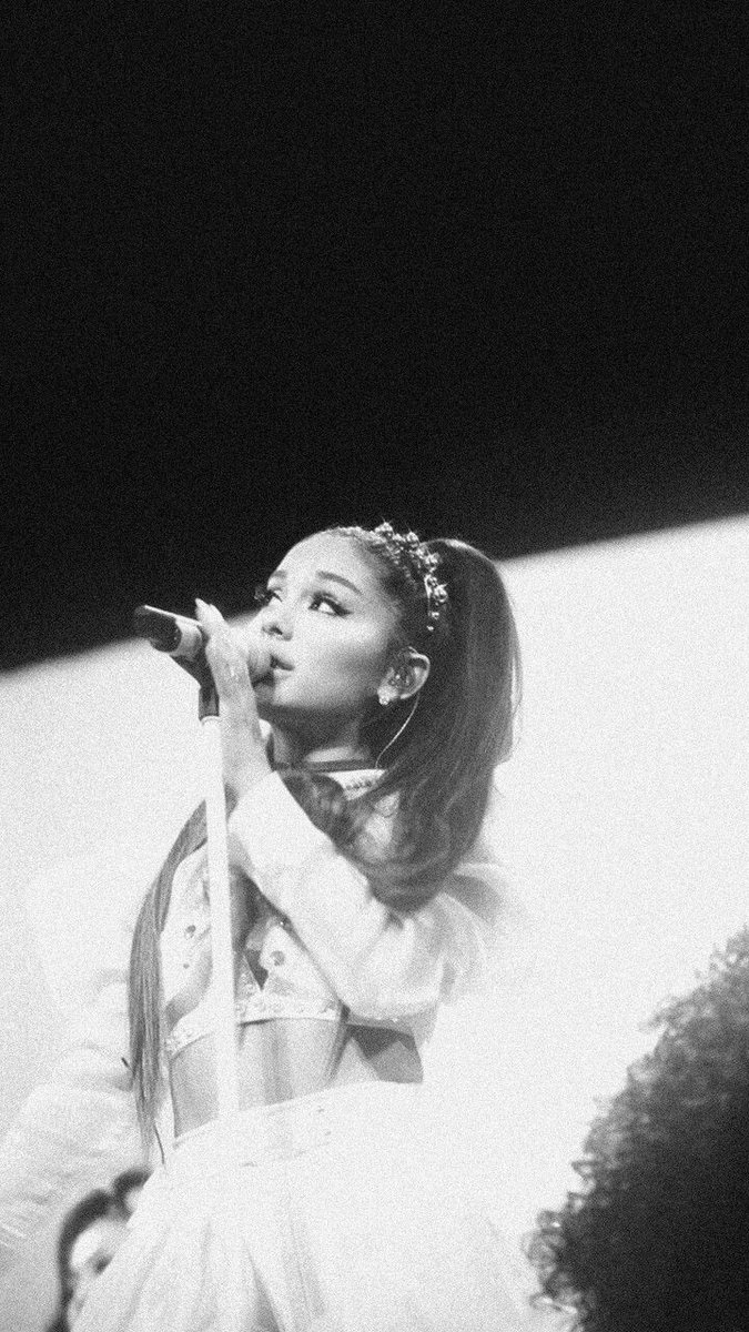 ArianaHQ♡ tweet media