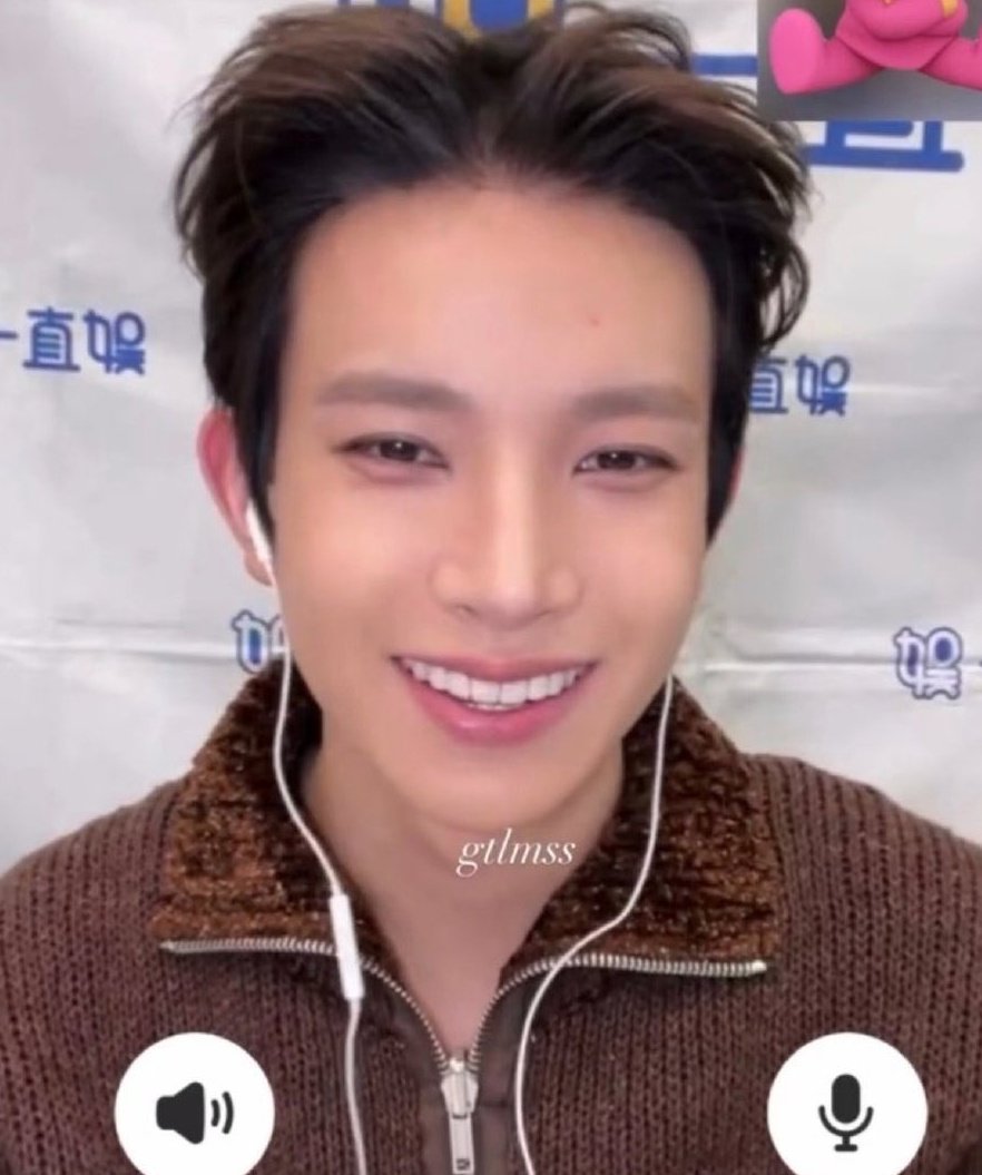 ❤︎ ⁷ tweet media