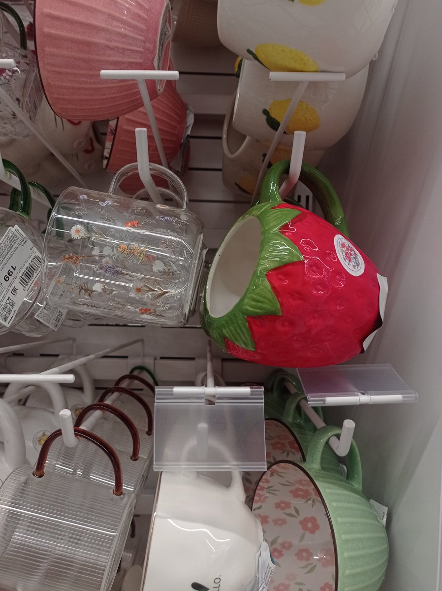 ۶ৎСльози у конвертах. tweet media