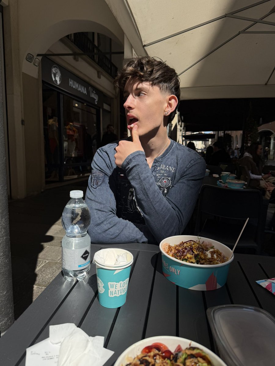 let’s eat together ;)