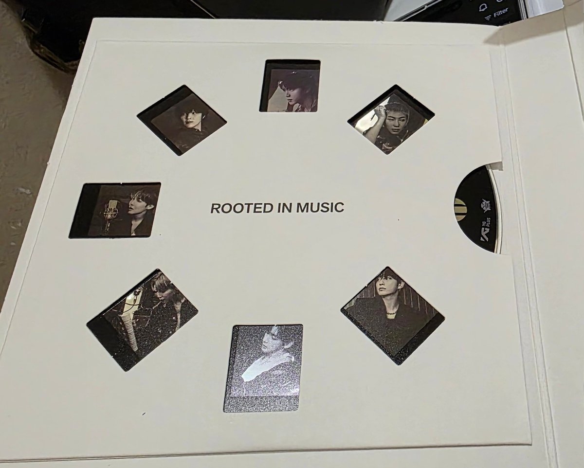 I love this CD placement in the Rooted In Music version! Also this album is freaking awesome! Love the details!