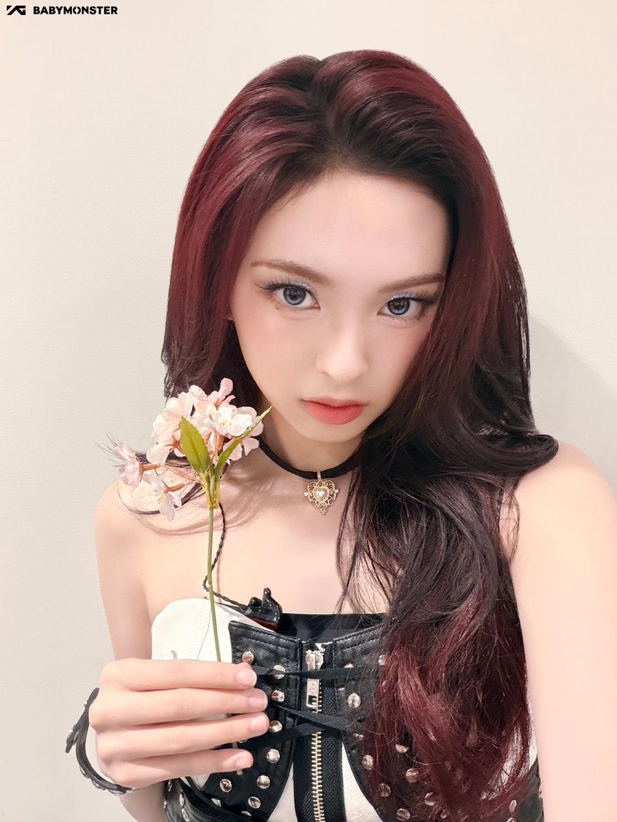 BABYMONSTER CHIQUITA 치키타 tweet media