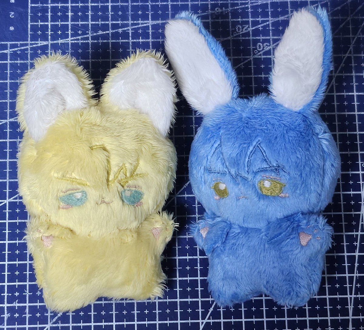Halang_www's tweet photo. #dmmd_트친소
이런거 수작업하고 그리는 사람입니다
우이토리아오가 최애컾이고 흔적 남겨주시면 무멘팔로 찾아갑니다♡ https://t.co/S34iM7Q8Qf