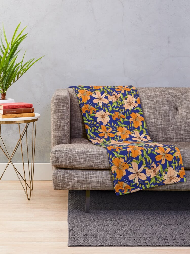 HumbleAttitude1's tweet image. up to 40% off everything
redbubble.com/i/throw-blanke…
#redbubble #findyourthing #throwblanket #blanket #sale #floral #lilies