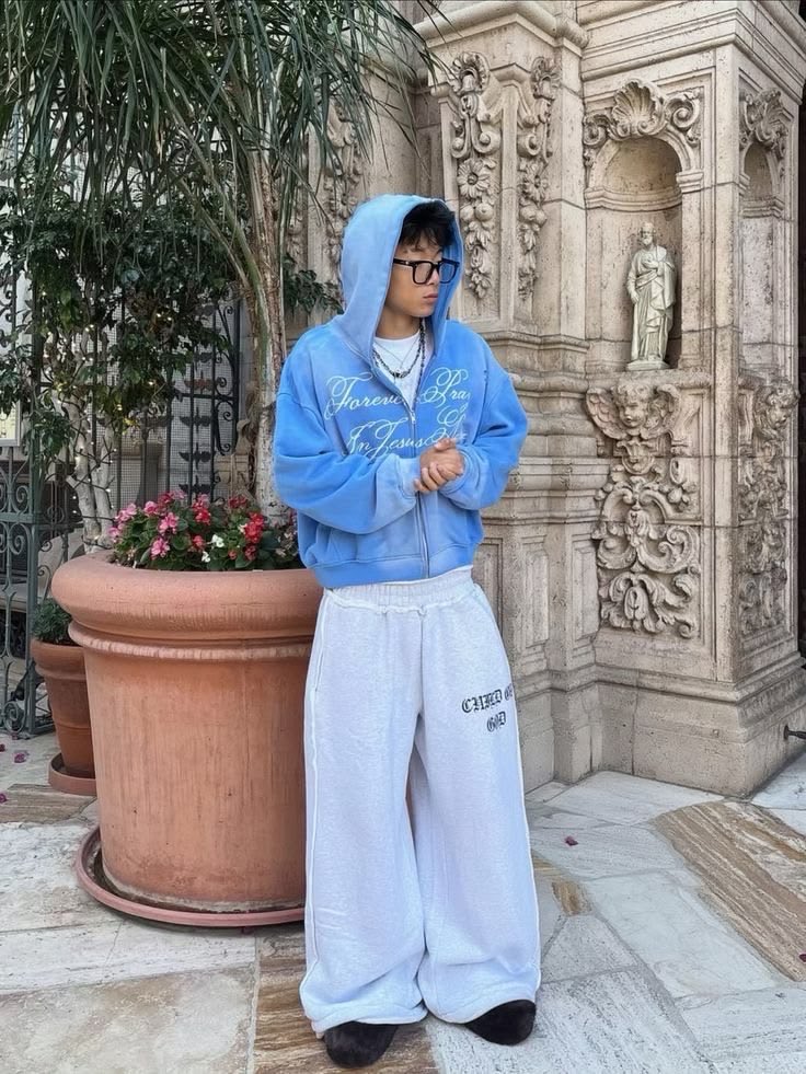 ストロー tweet media