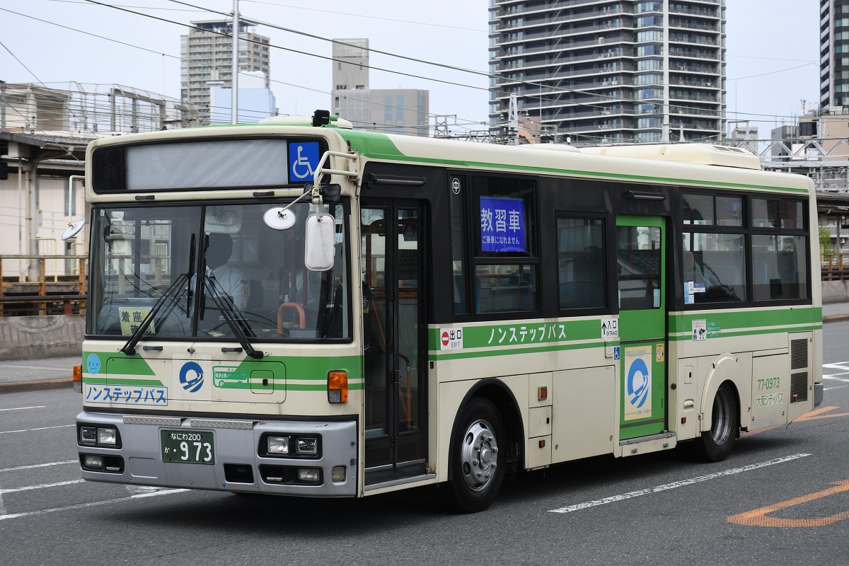 2026/4/6/ 大阪シティバス 77-0973 中津 大阪200か973 PB-RM360GAN