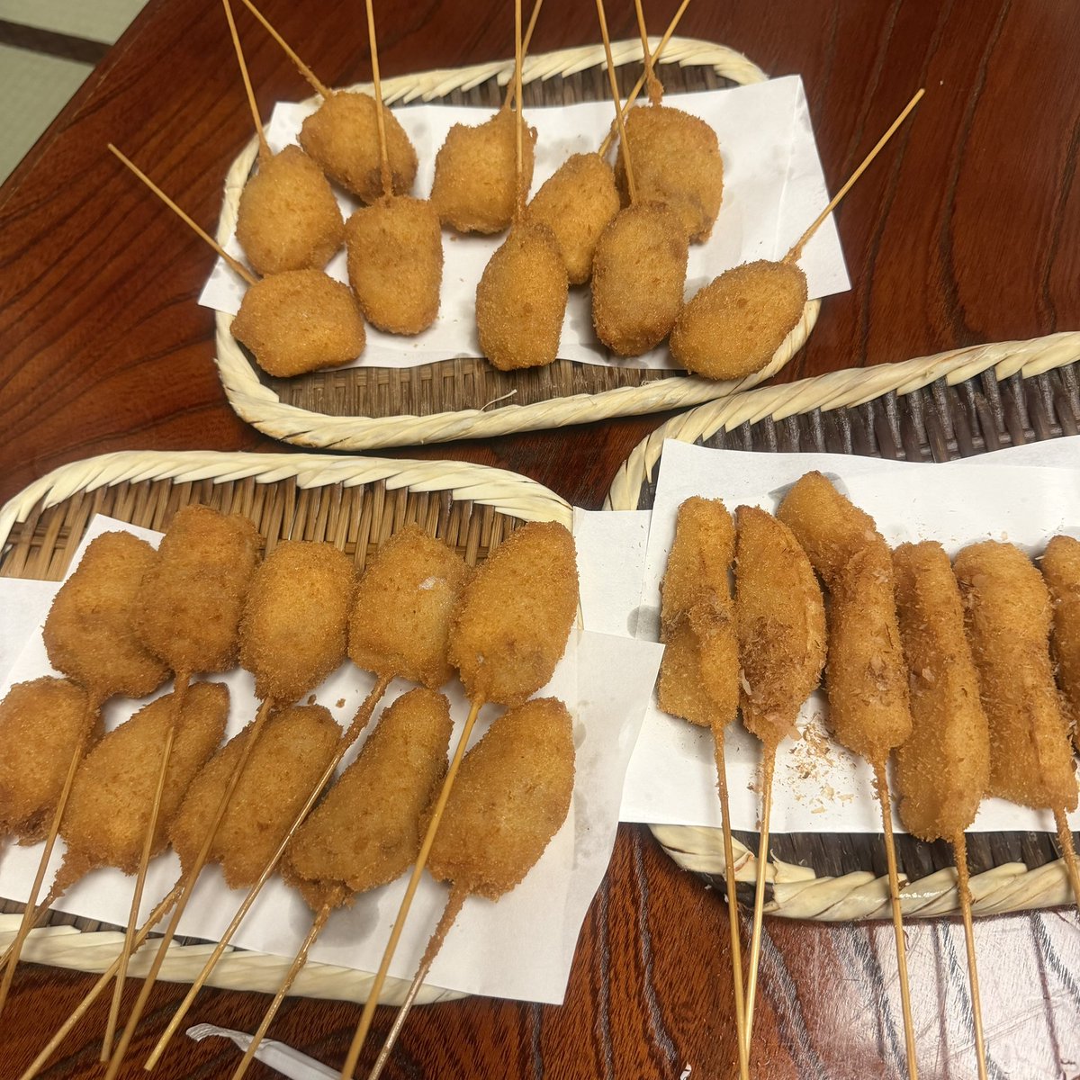 コキン tweet media