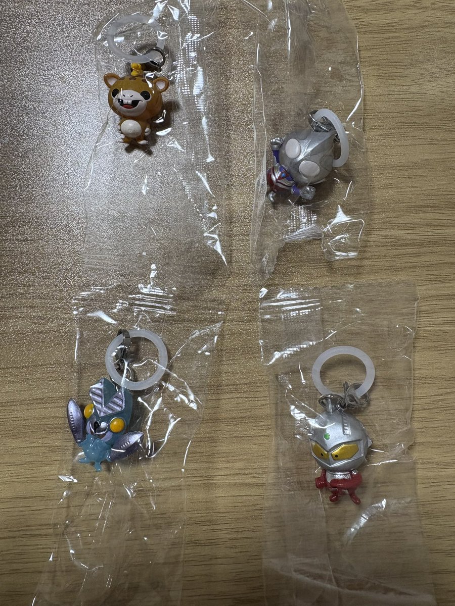 hv_xrm's tweet photo. ガチャガチャ 目印アクセサリー
シュガーバニーズ　はなかっぱ　ズートピア
妖怪ウォッチ

【譲】1~4枚目

【求】リプ欄 その他未取得も考えます

難しいとは思いますが心当たりある方
連絡お待ちしております！！
検索からでも🙆‍♀️

#めじるしアクセサリー交換
#妖怪ウォッチ #キティ #はなかっぱ https://t.co/KbcxfhvdPm