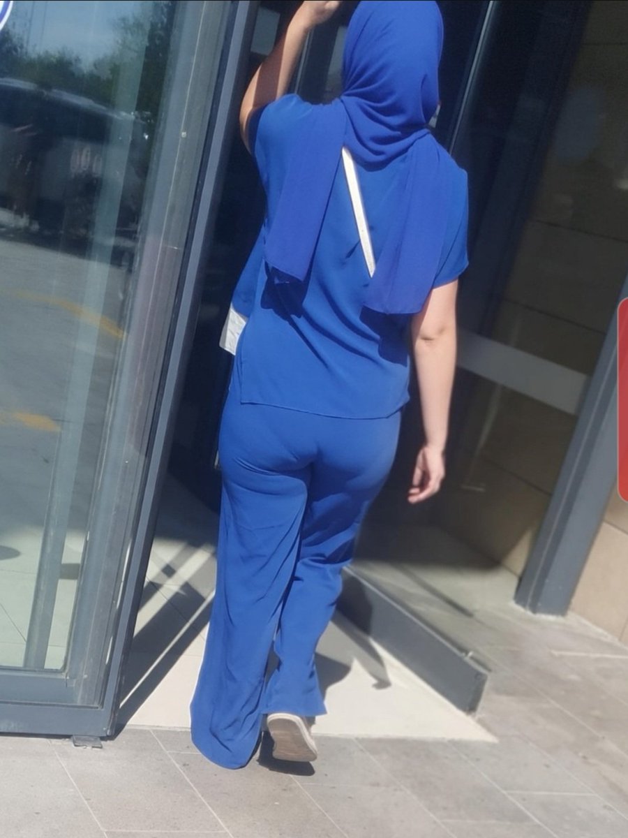 leylaylom tweet media