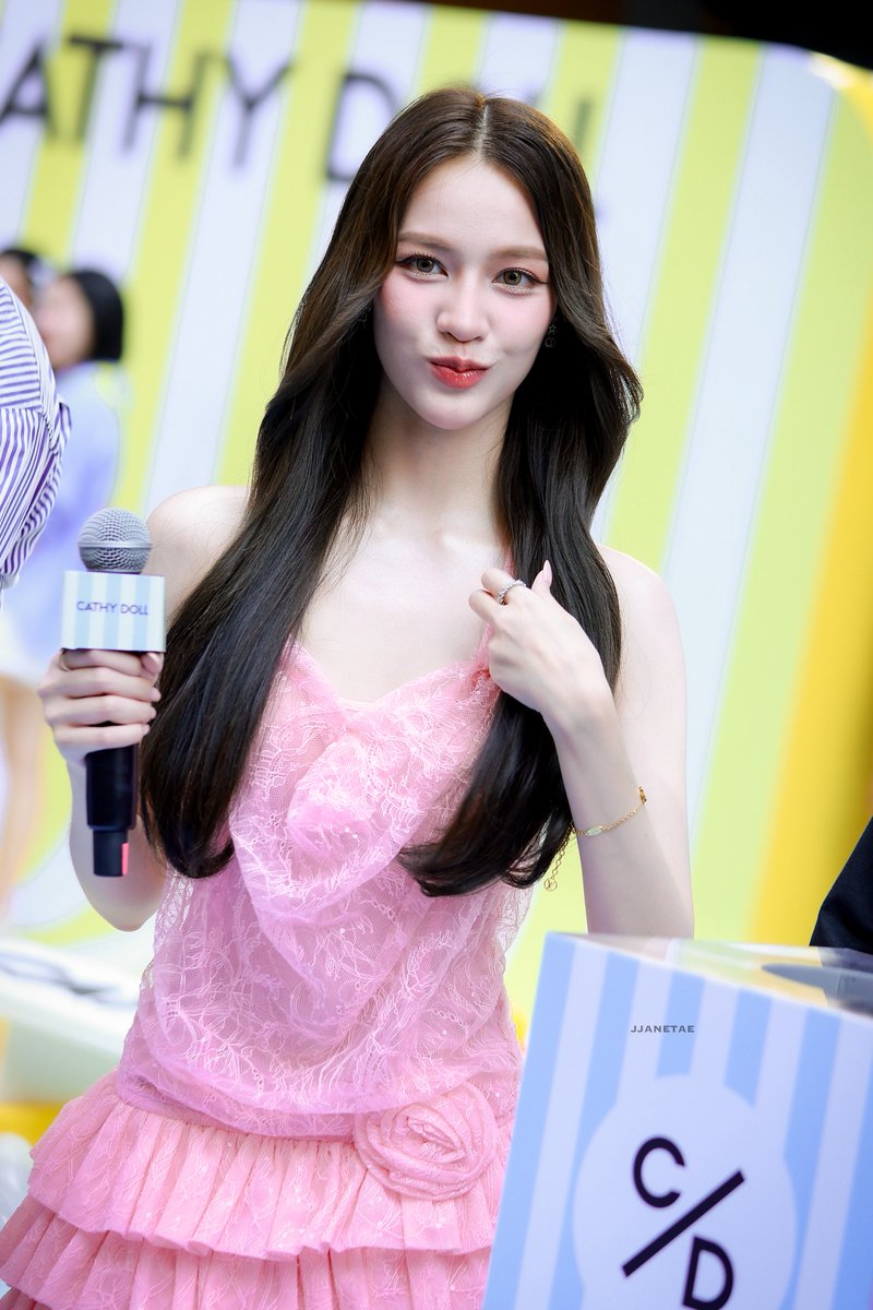 ᴊᴀɴᴇ🌷 tweet media