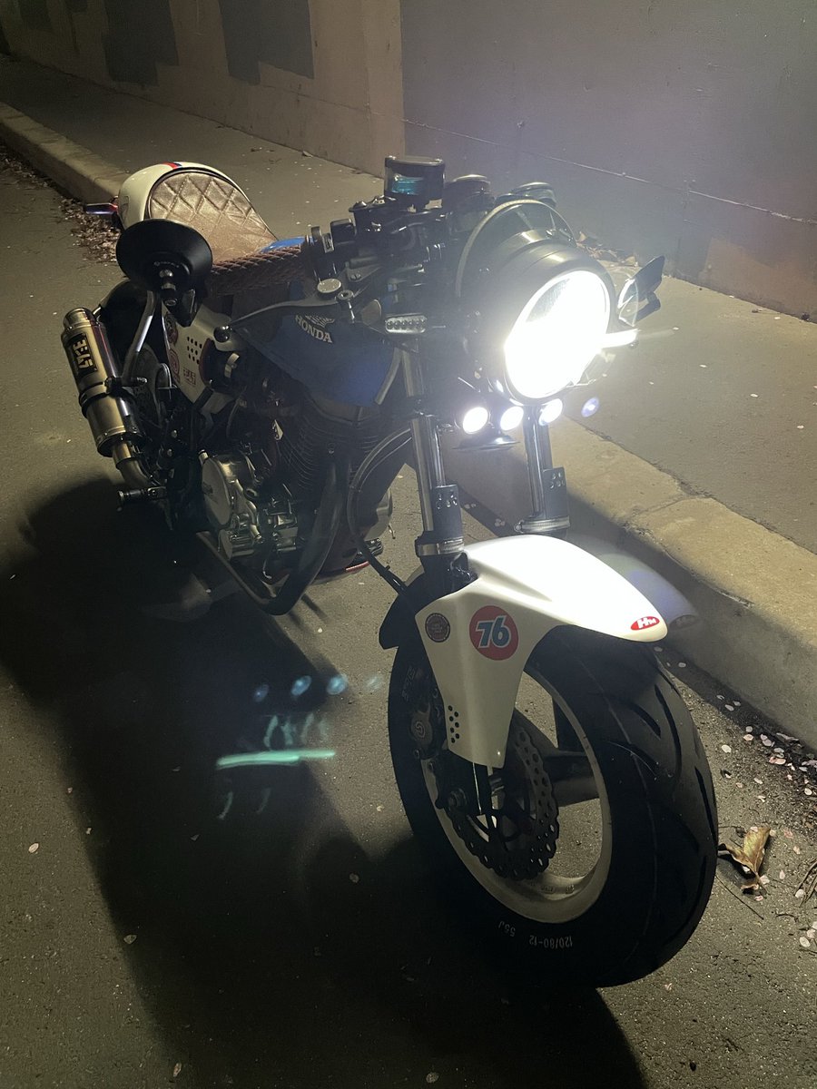 ido3@sr400 tweet media