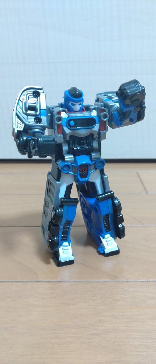 トボット　メトロン 韓国トイより、トボットのメトロン・ミニ。地下鉄から変形する珍しい