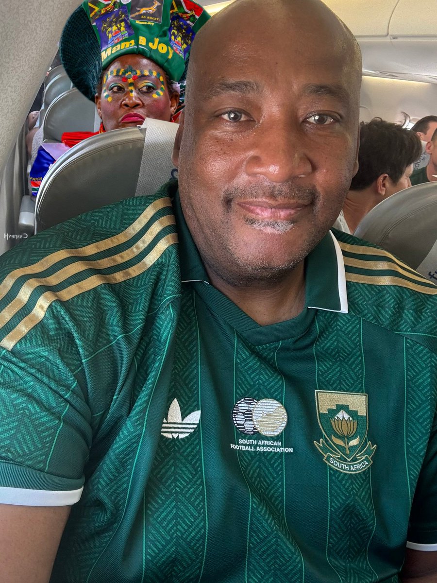 L E S E D I tweet media