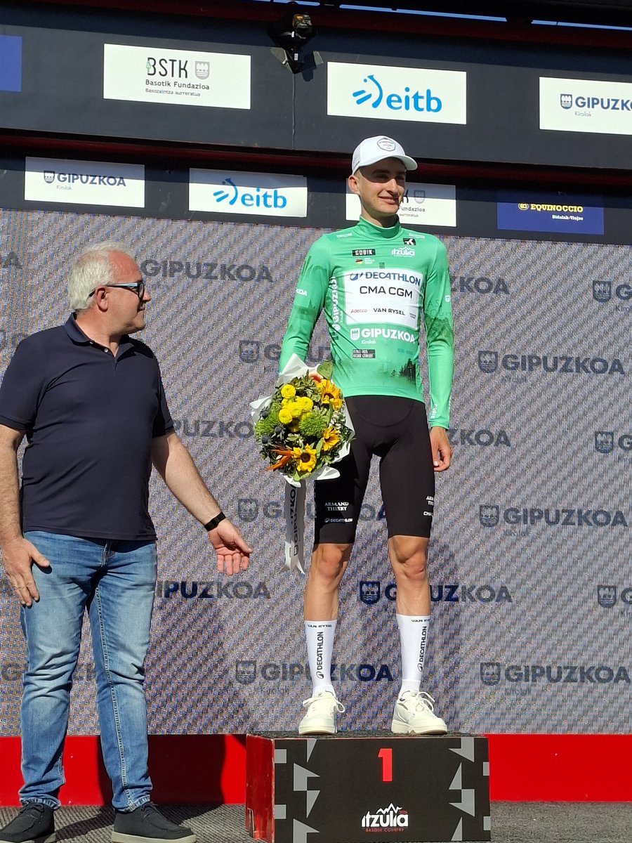 Thomas_Cycling's tweet photo. La seule dictature qu'on aime ! https://t.co/JkOmnN5RGL