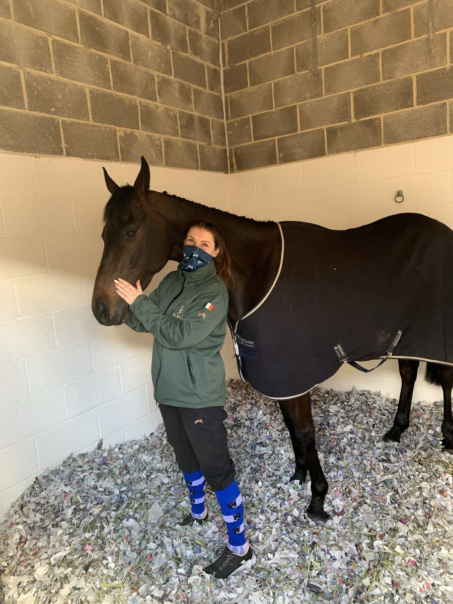 Kate Tracey tweet media