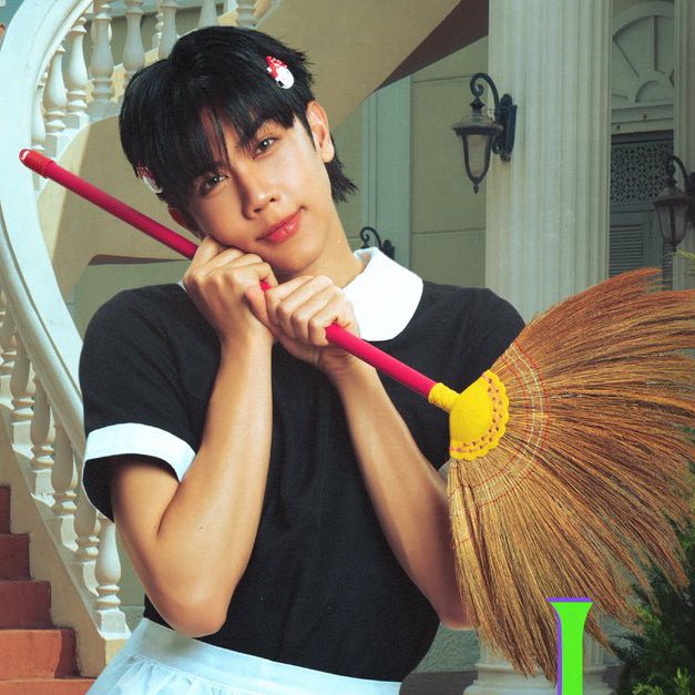 น้องกุหลาบสีเขียวเป็นสายวาวล์ tweet media