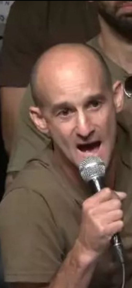 אהרון ברק שליט יחיד tweet media