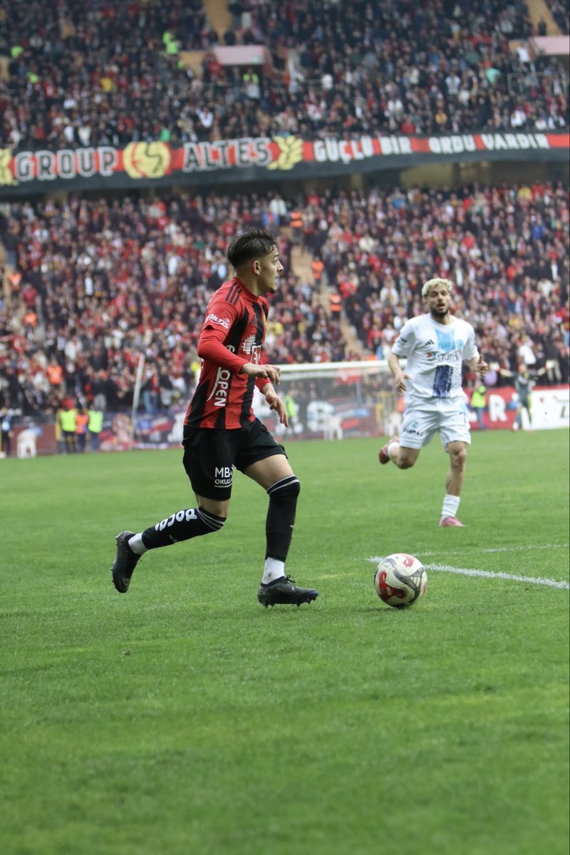 Murat Şenel tweet media