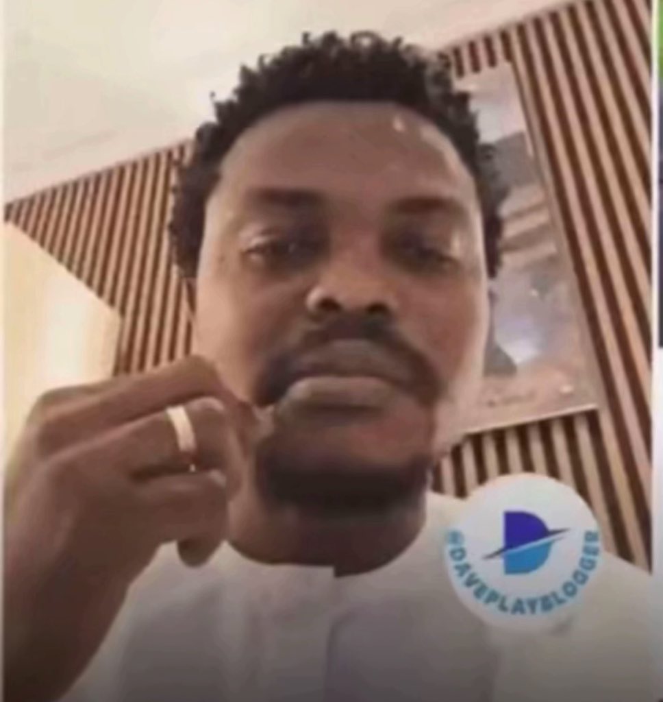 Denis👽 tweet media